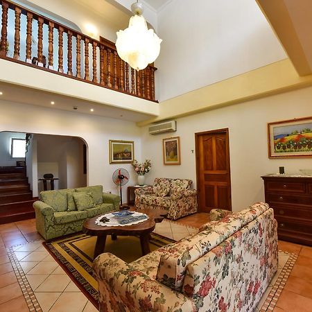 Jessies Guest House Seychelles Бо-Валлон Экстерьер фото