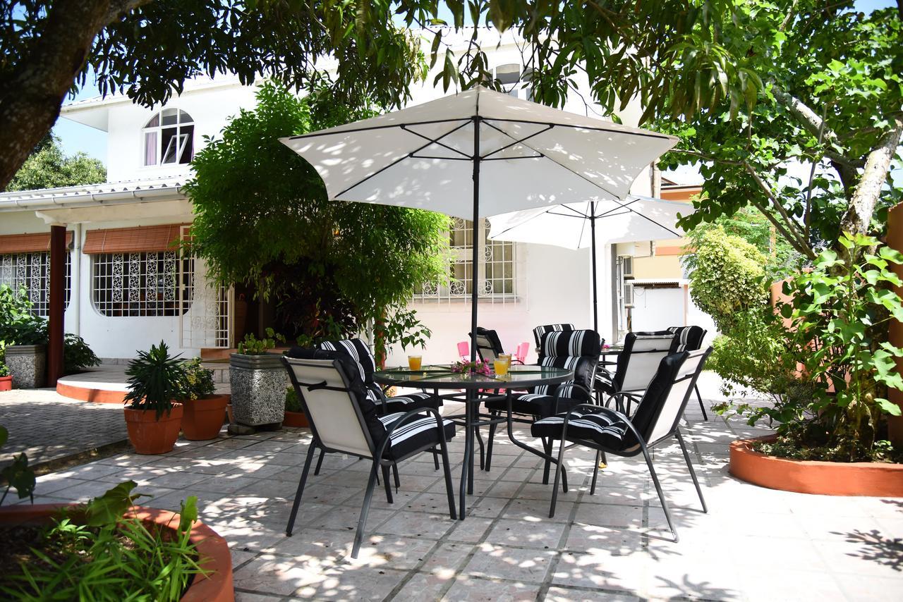Jessies Guest House Seychelles Бо-Валлон Экстерьер фото
