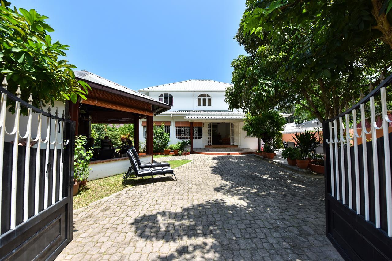Jessies Guest House Seychelles Бо-Валлон Экстерьер фото